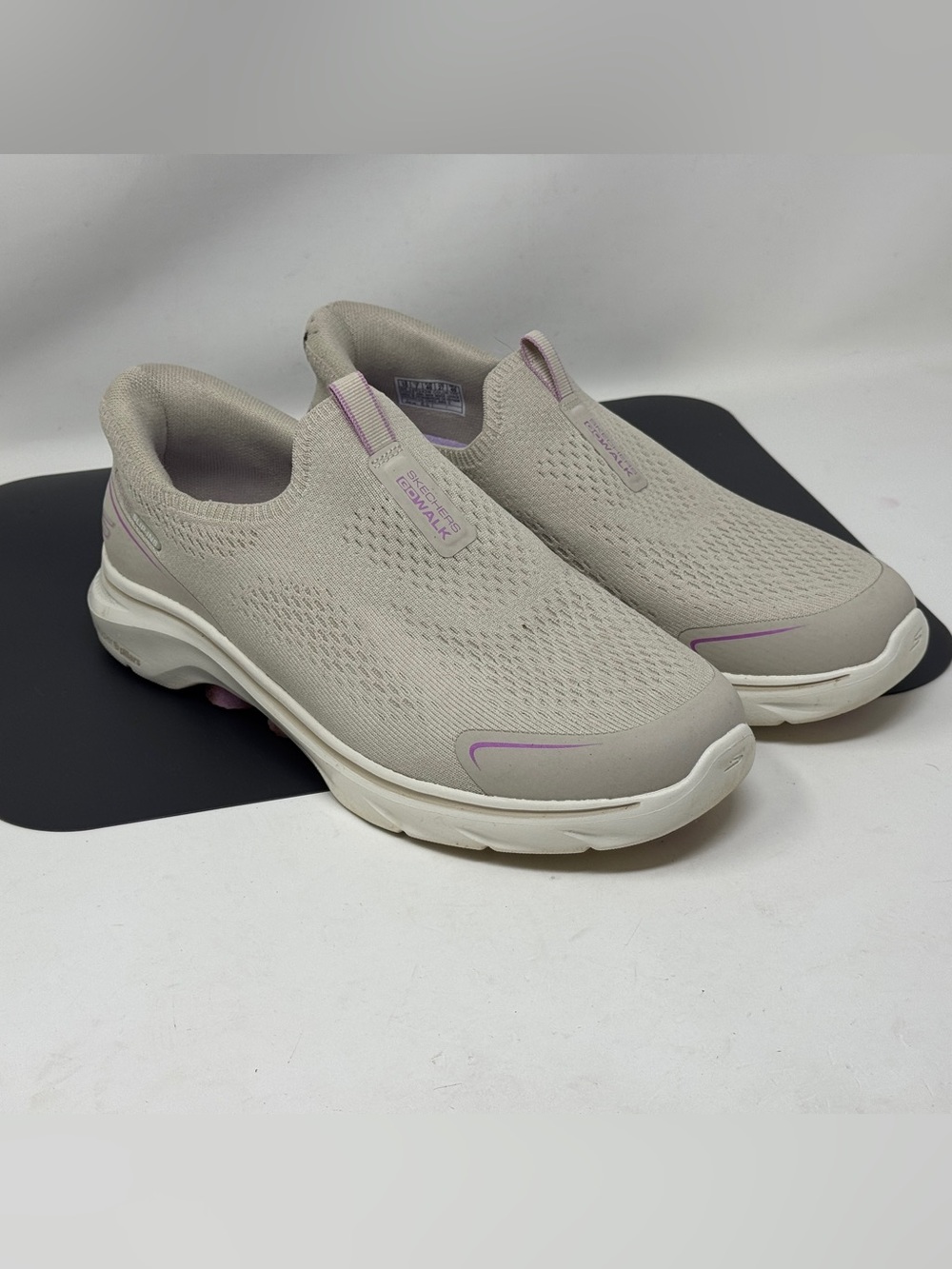 Skechers Slip-ins: GO WALK 7 - Sarai size 10 taupe